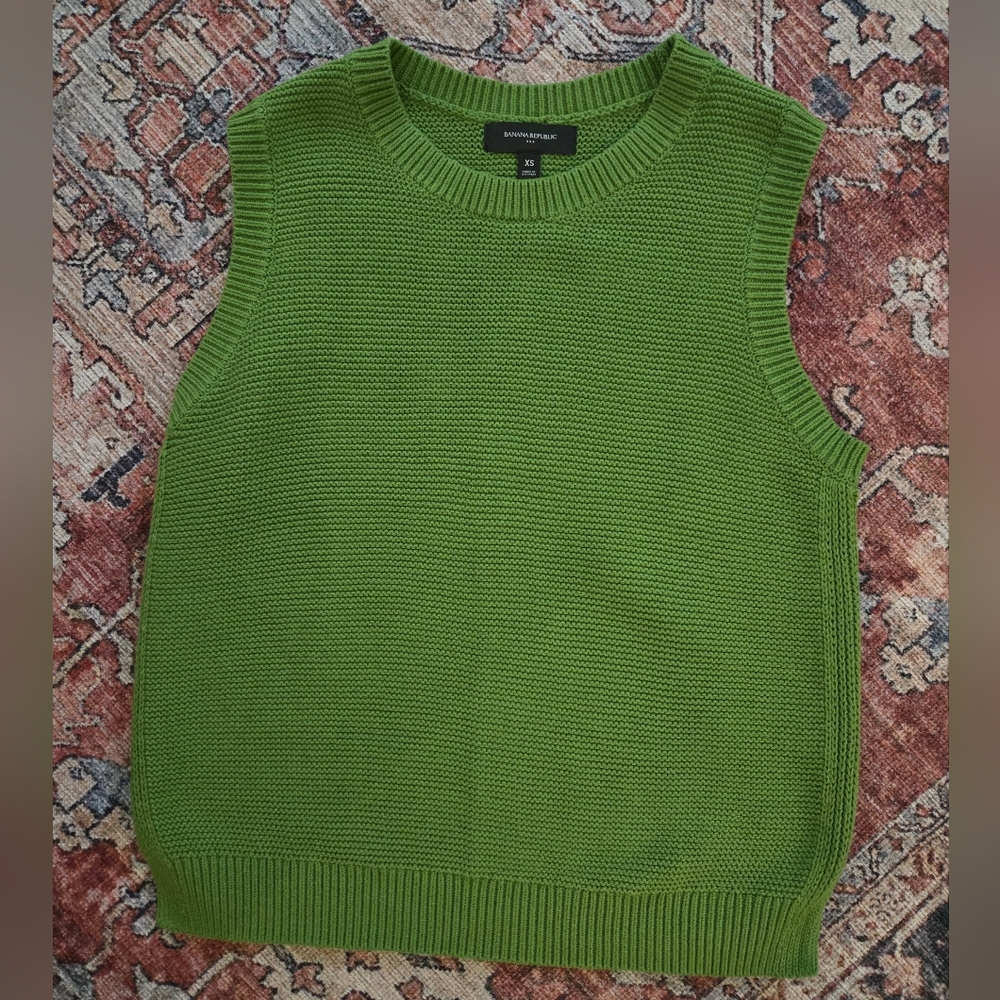 Banana Republic Factory Vibrant Green Crewneck Sweater Vest Xs S
